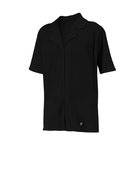 JET-BLACK PLEATED SHIRT .